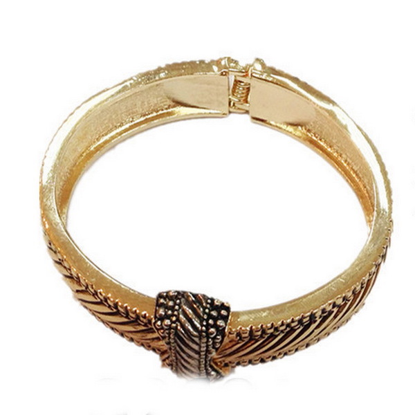 Ladies Bangle