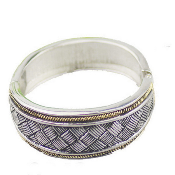 Ladies Bangle