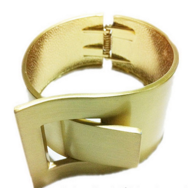Ladies Bangle
