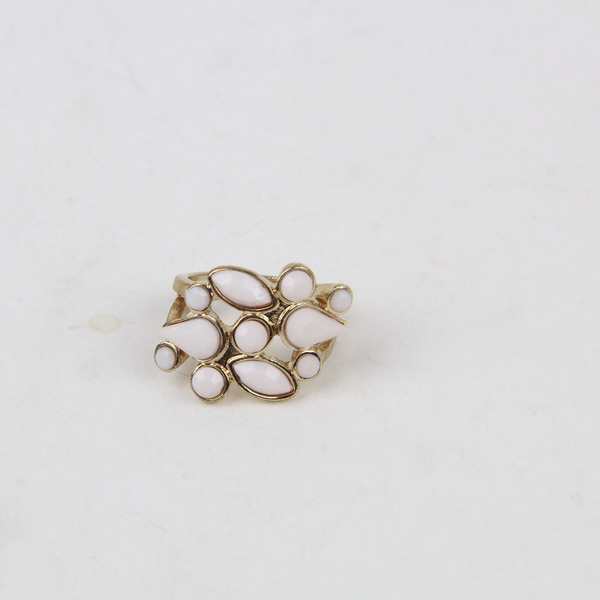Ladies Ring