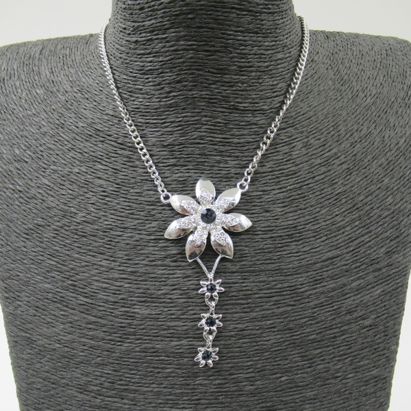 Ladies Necklace
