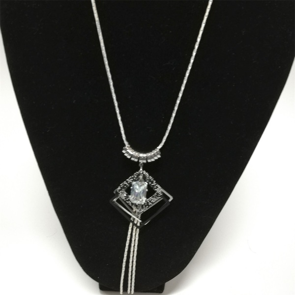 Ladies Necklace