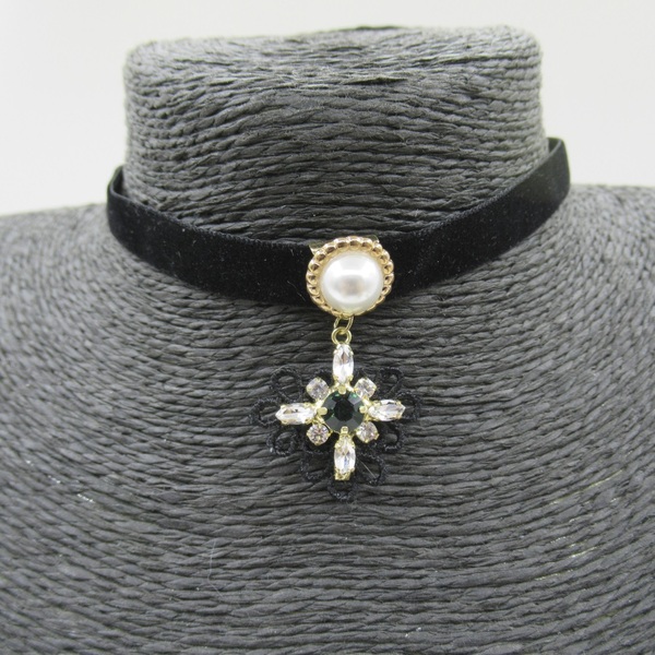 Ladies Necklace