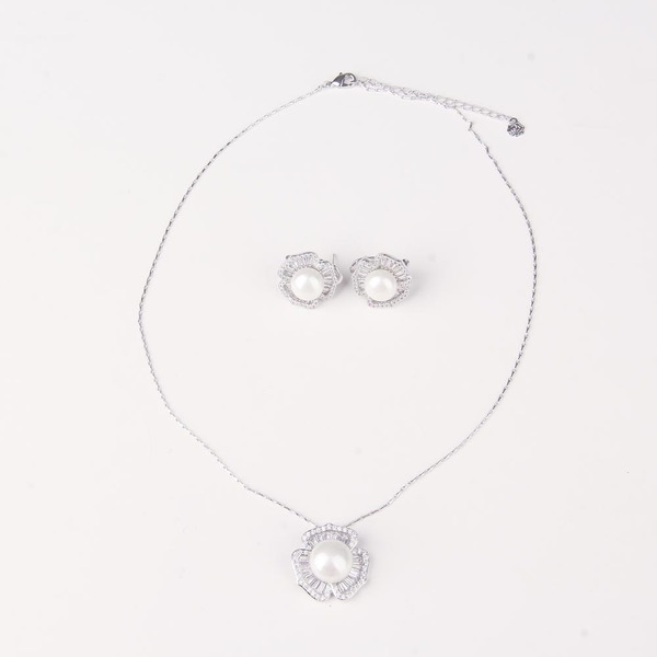 Ladies Jewelry Set