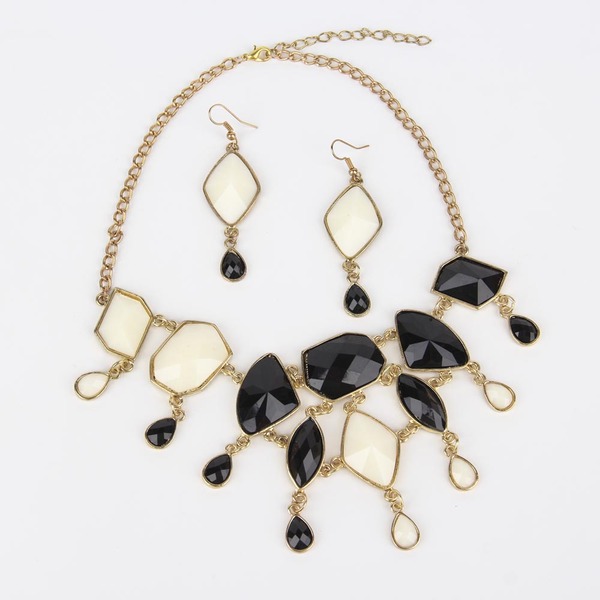 Ladies Jewelry Set
