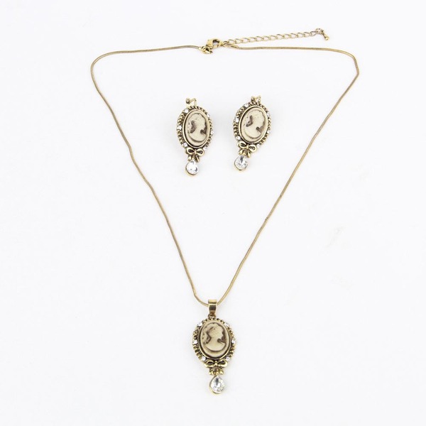 Ladies Jewelry Set