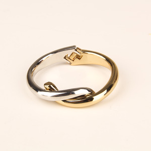Ladies Bangle